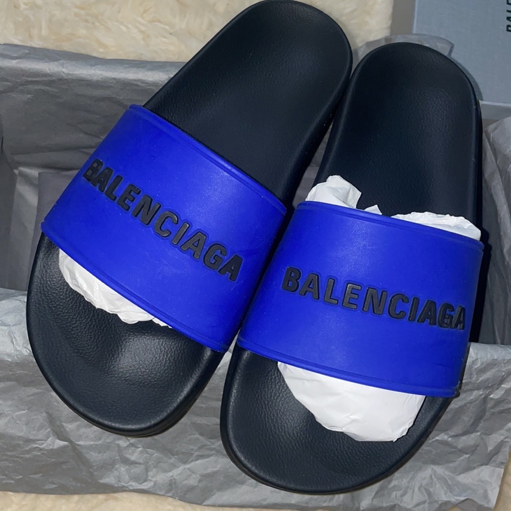 Balenciaga Slides